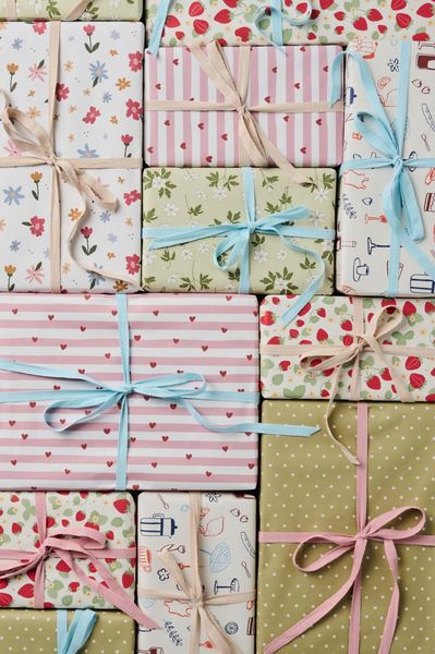 Hovedbilde Gavepapir Blomstereng 5 meter